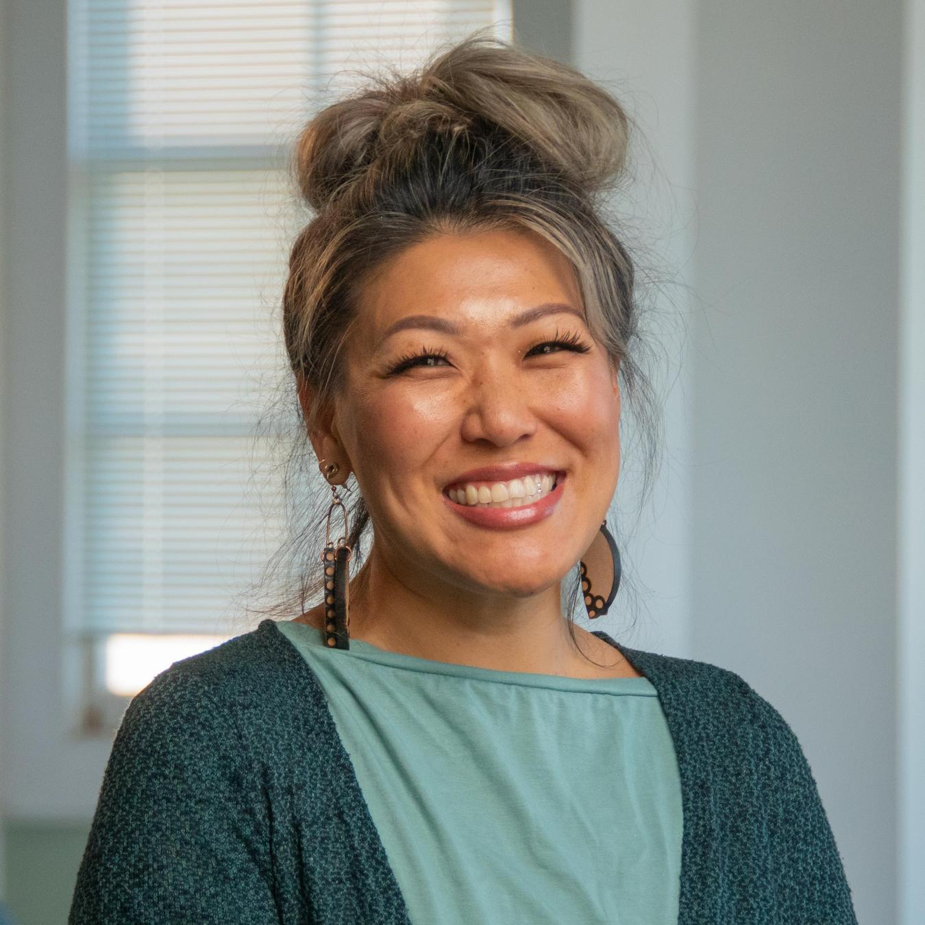 Kini Chang, LMFT, Chair and Core Faculty headshot