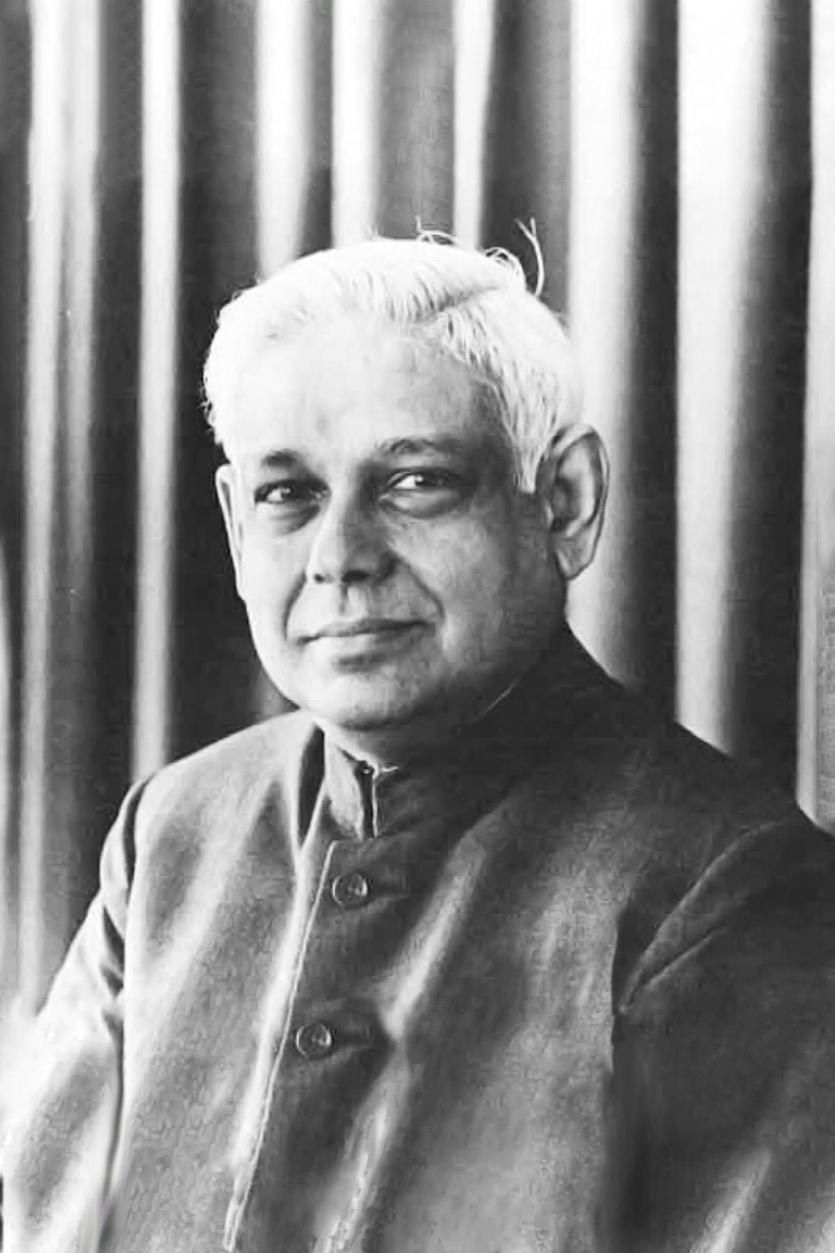 Portrait photo of Haridas Chaudhuri