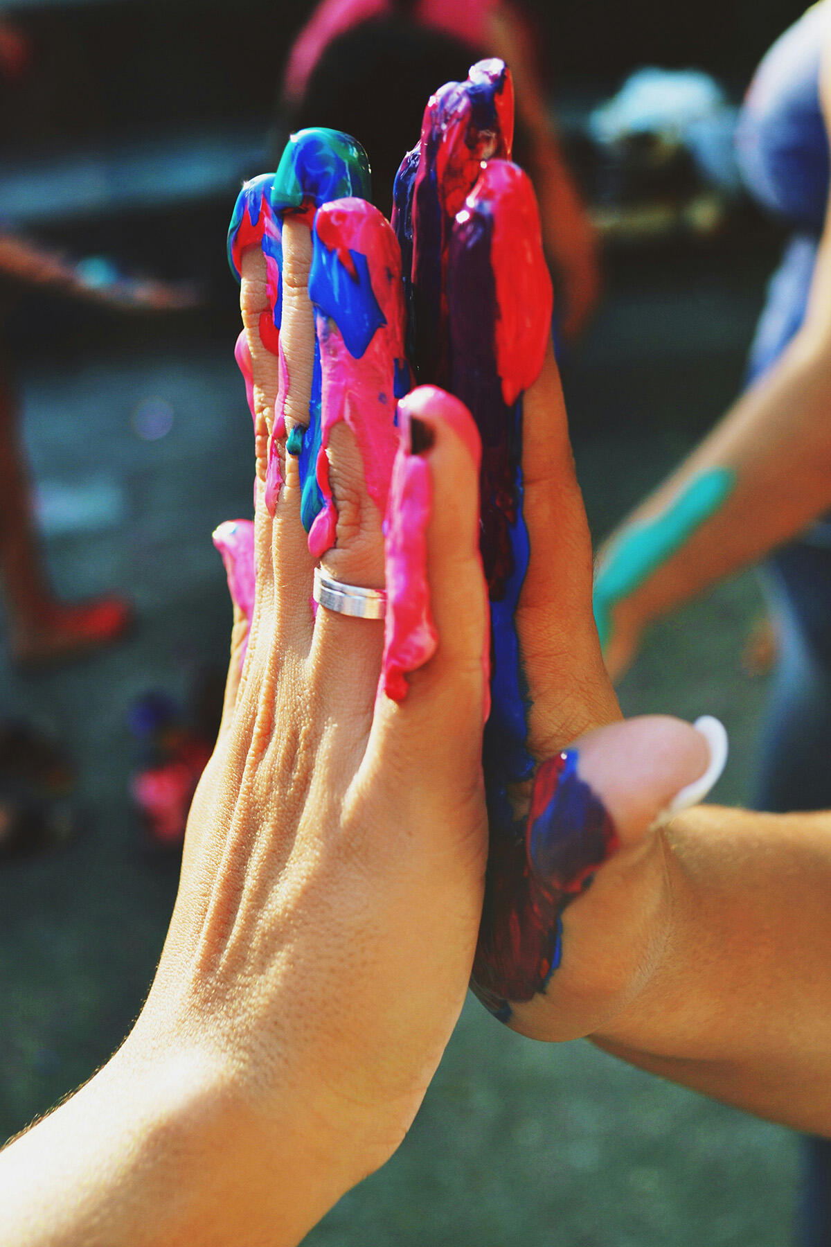 Paint on hands